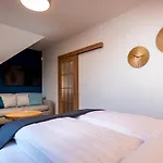 Tatrystay Cactus Luxury High Tatras * Vel'ka Lomnica